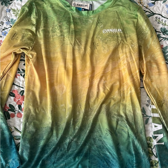 Magellan Outdoors Other - Magellan Outdoors Green and Yellow Long Sleeve Tee